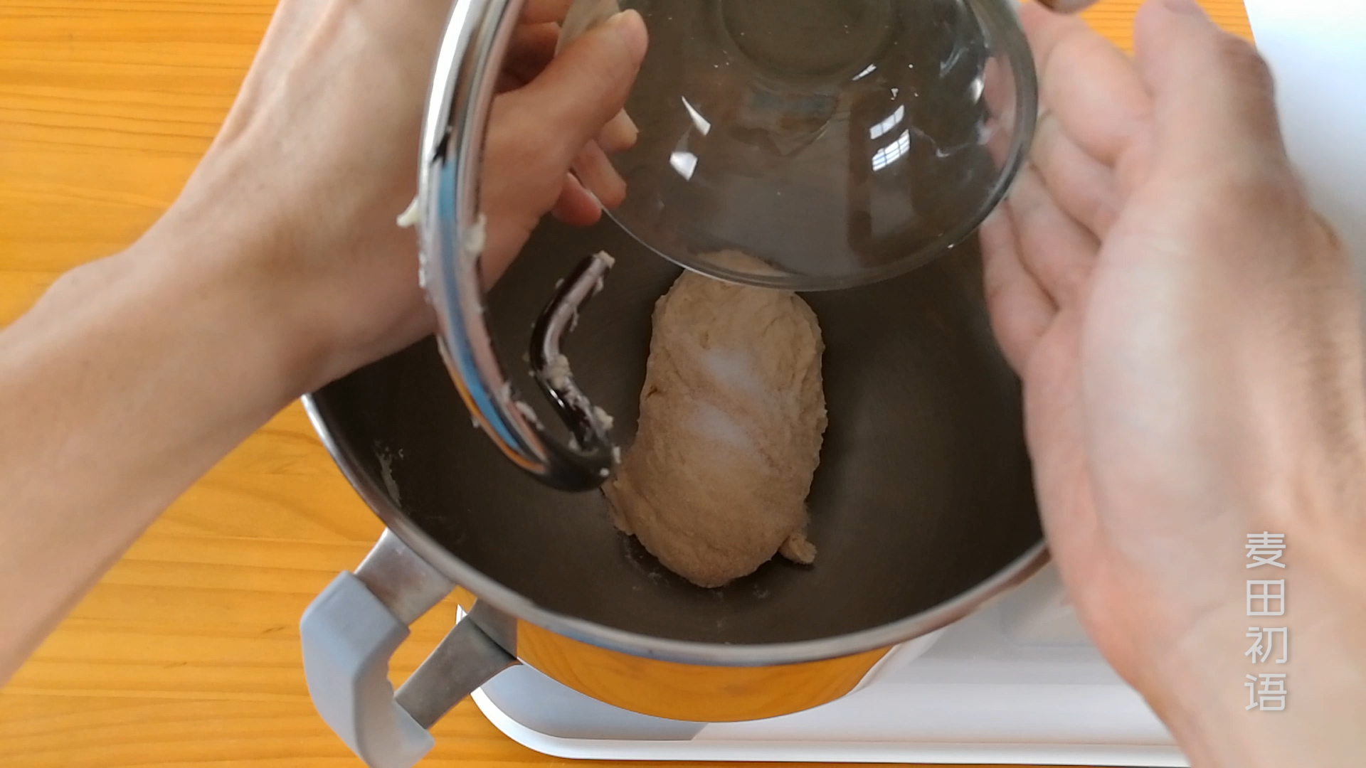 快速揉面出膜,没有揉面机如何揉出手套膜