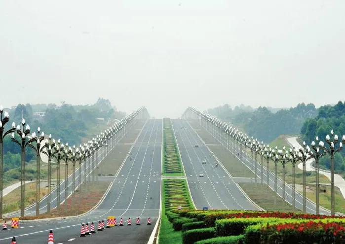 成都投资买房买新津还是视高,成都新津买房还是在视高买房好