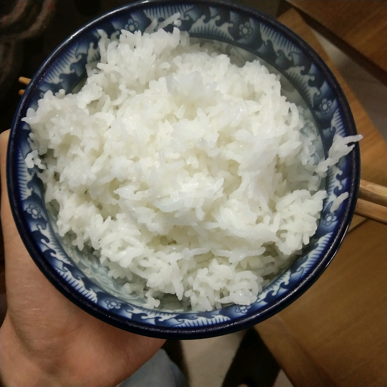 长虫子的米能吃吗,刚买回来的米为什么会生虫