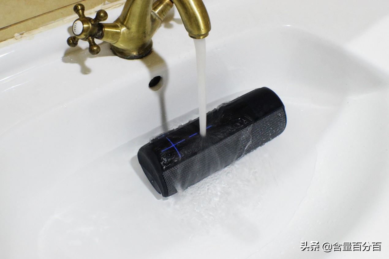 投影仪不是孤家寡人，明基E520智能投影仪周边扩展产品小晒