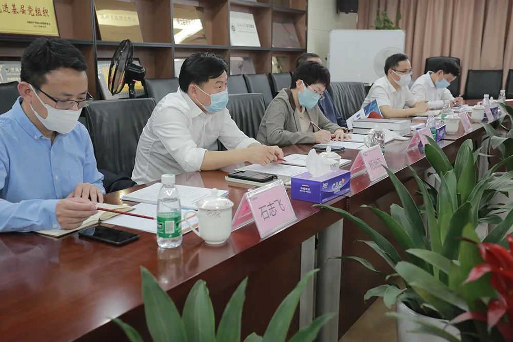 互联赋能,共促发展:坪山区副区长沈凌云一行莅临国*安泰**指导交流