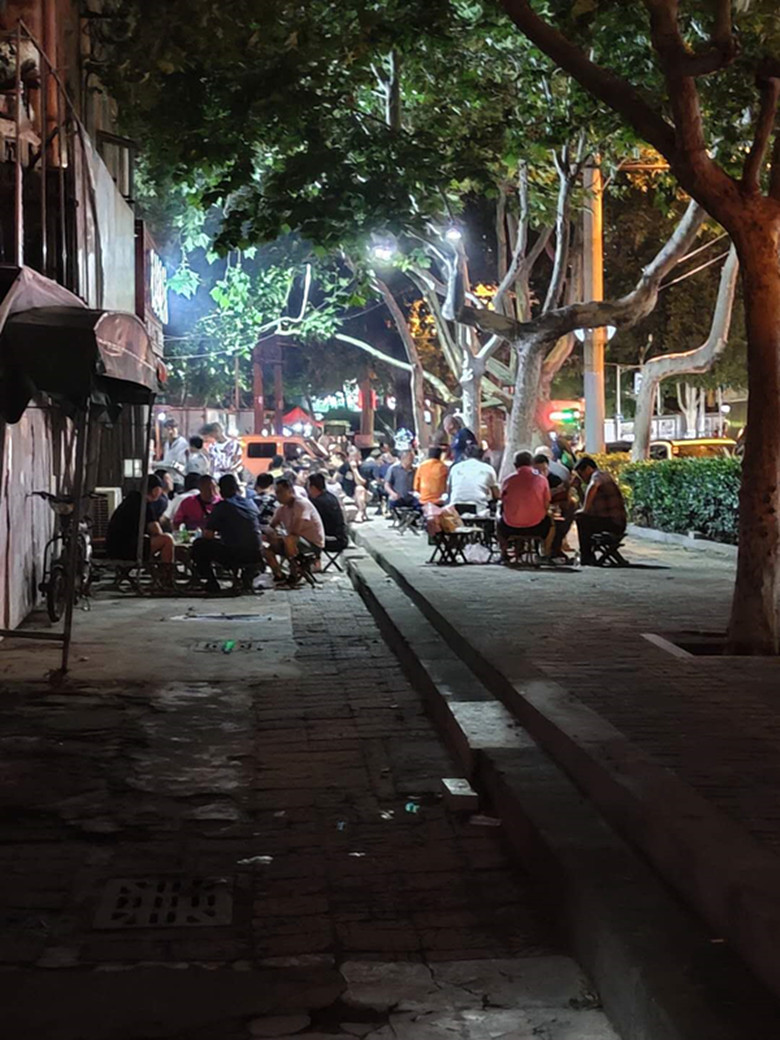 青岛啤酒屋正宗吗,青岛啤酒屋怎么消费便宜