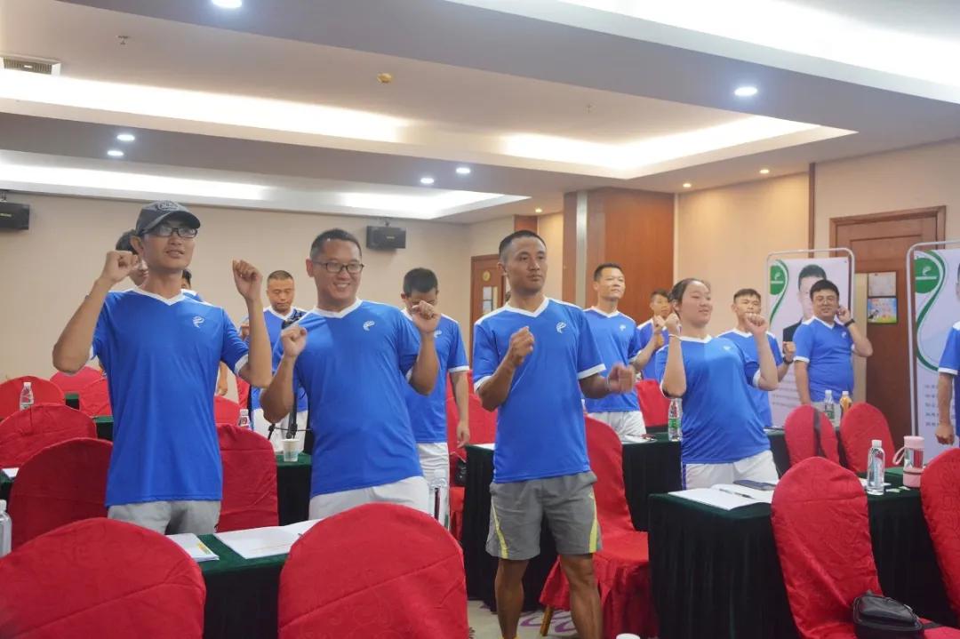 校园足球该如何快速发展1000字,校园足球发展目标及规划