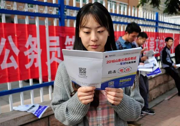 “选调生”有多香？到了30岁之后才明白，高校应届毕业生不要错过