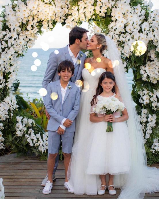 卡卡2019年结婚视频,卡卡遇到新恋情女友美到让人窒息