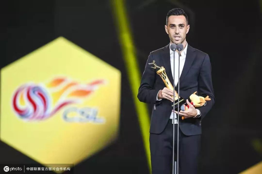 2020中超联赛颁奖,2019中超保利尼奥