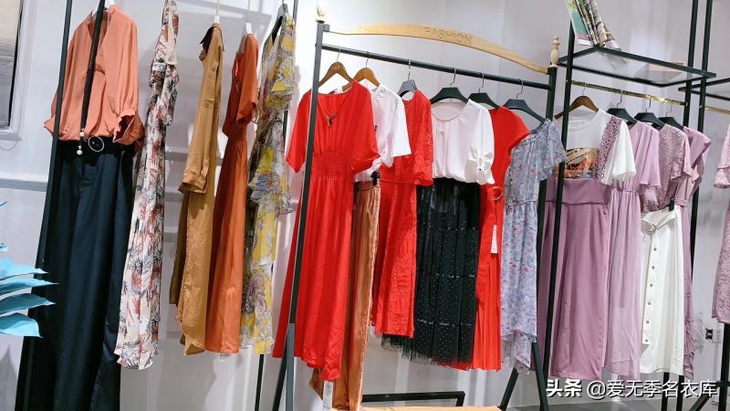 开实体女装店网上进货好吗,实体店女装在阿里巴巴进货靠谱吗