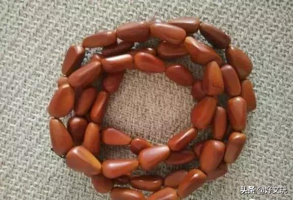 做松子手串,坚果松子做成手串被卖出17万