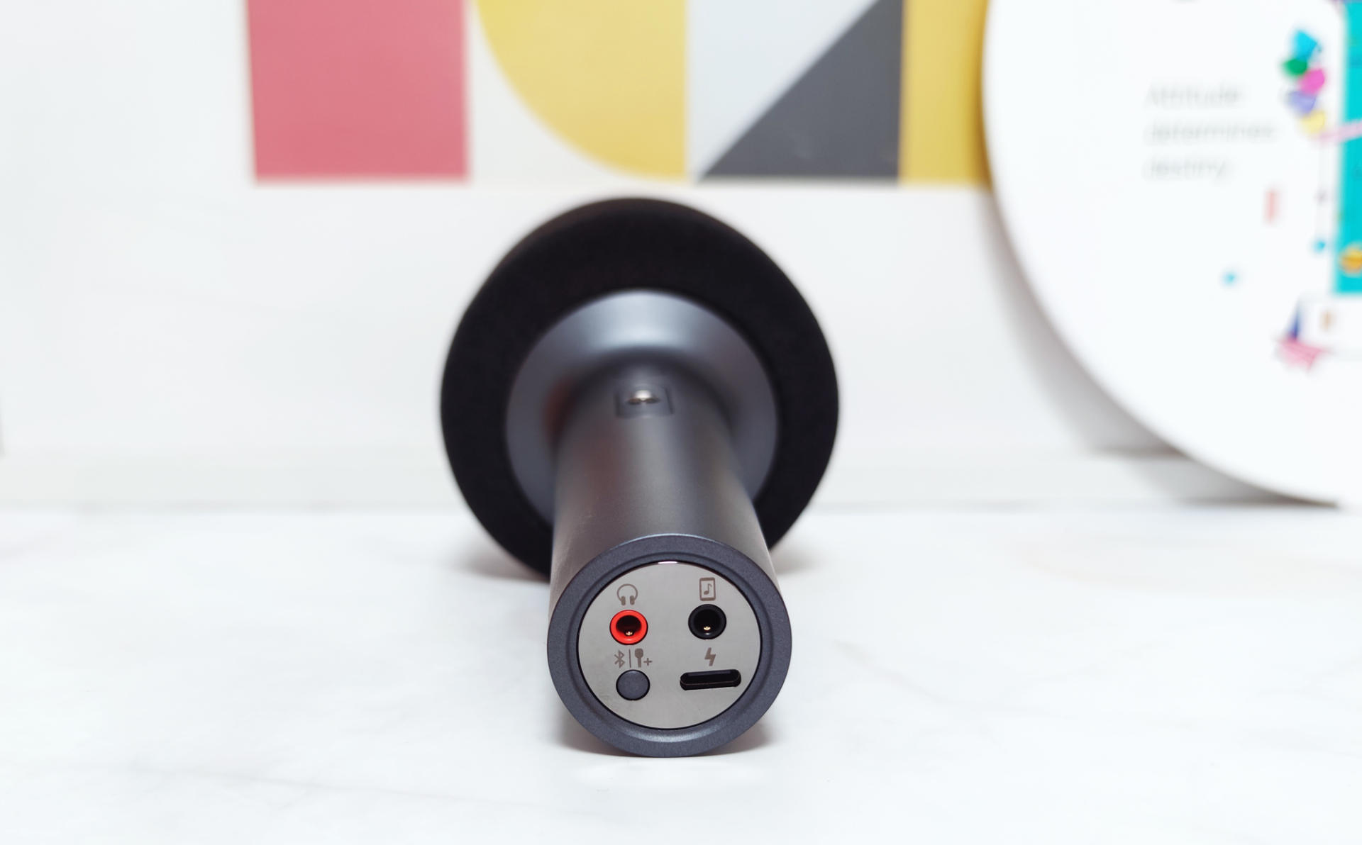 米家K歌麦克风评测，声卡级芯片+九种音效加持，把KTV随身携带