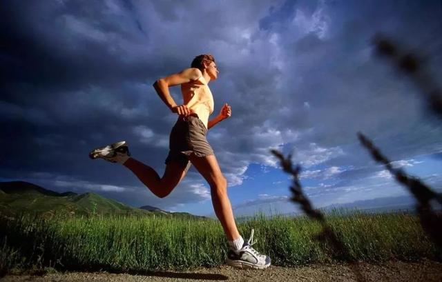 中药调理平稳度过围绝经期,女性什么时候绝经最正常的