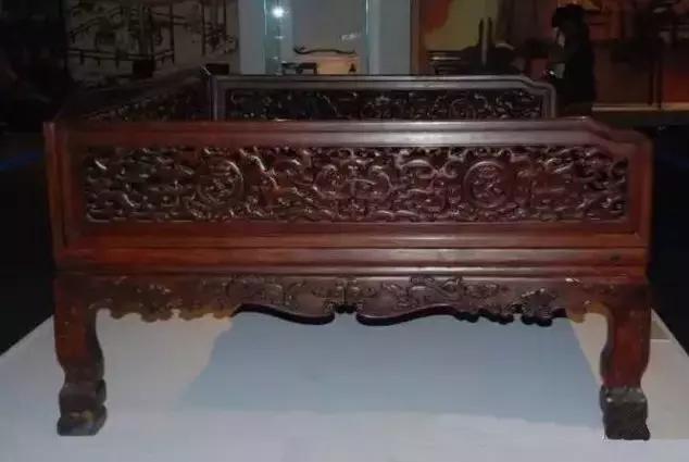 谭向东采访视频,宋式罗汉床讲解