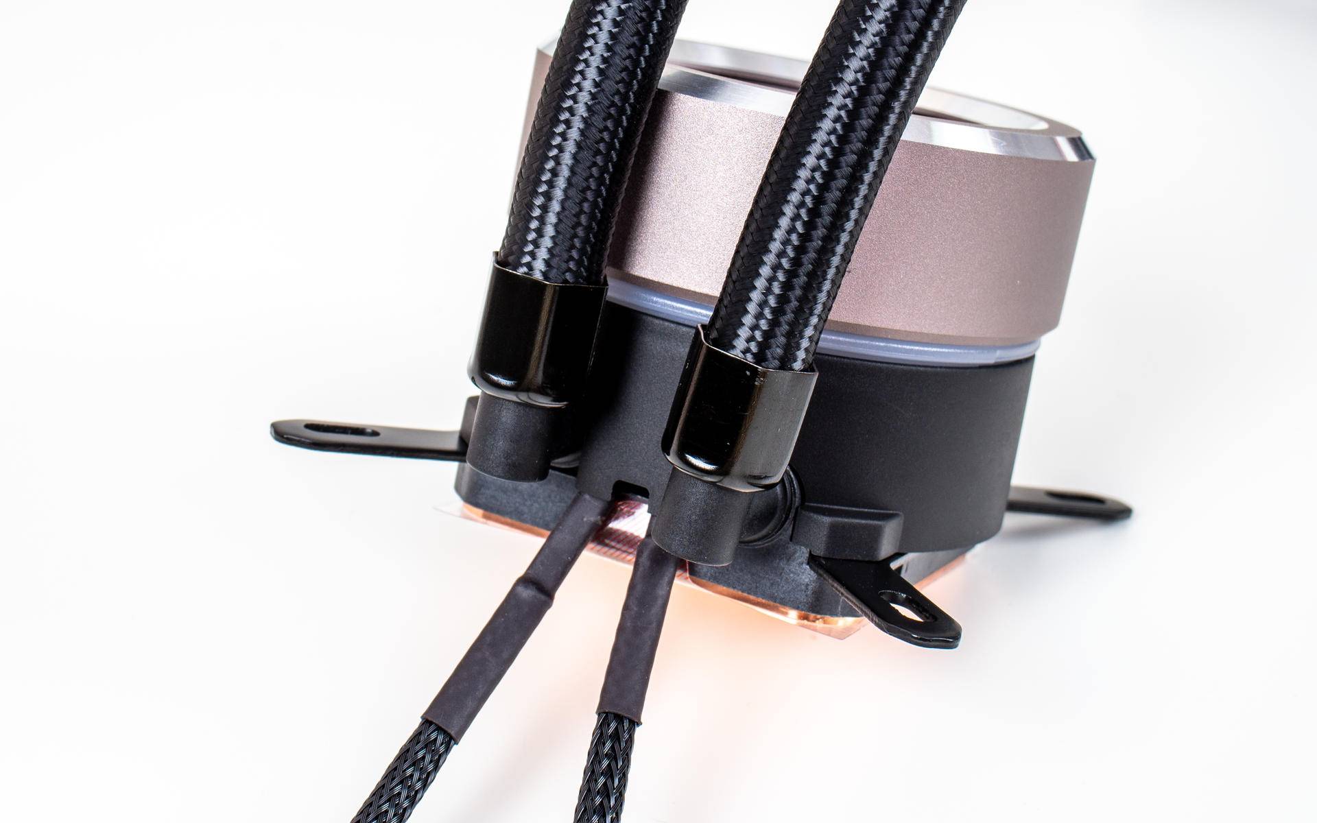 联力极圈二代lcd360水冷,联力极圈360水冷测评