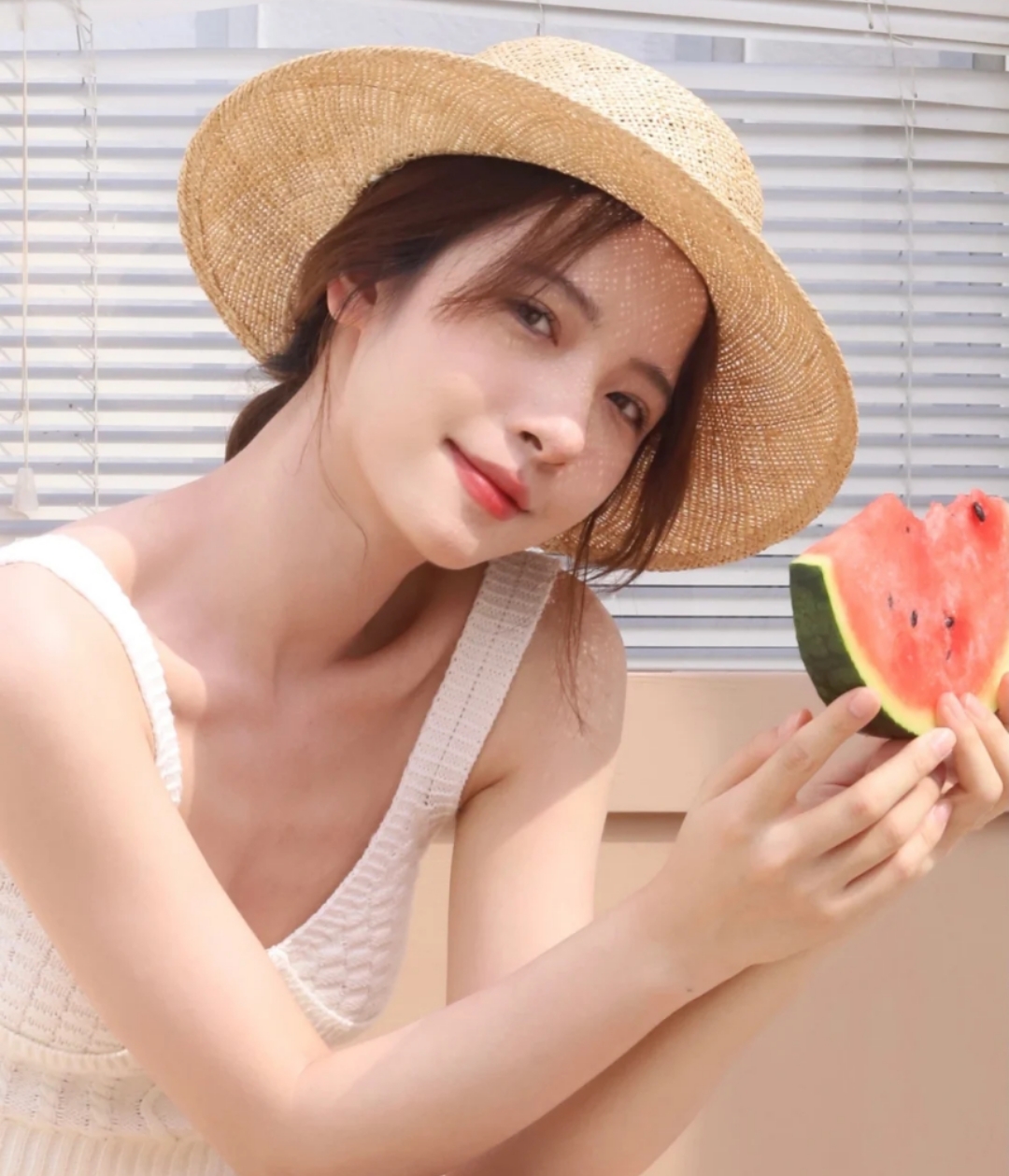 女孩子必备的变美变白手册,让你变白的小技巧你学会了吗