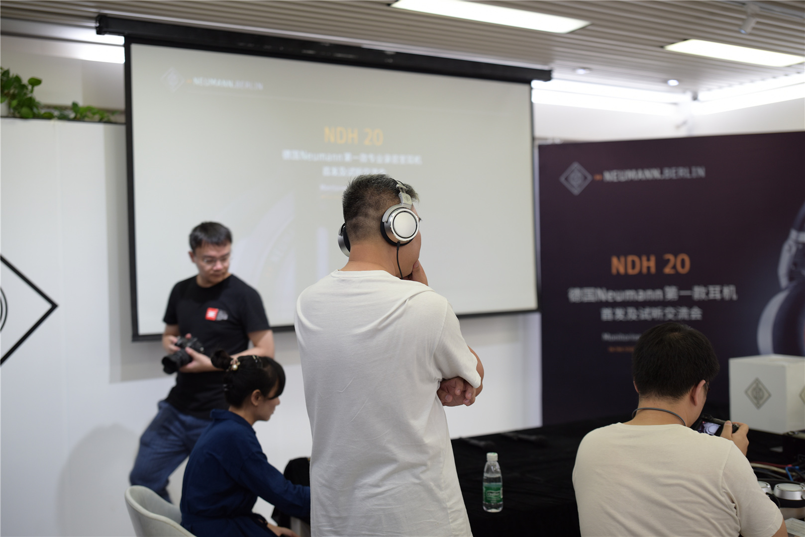 一机实现HiFi、监听和便携性，说说天域联达NeumannNDH20试听会