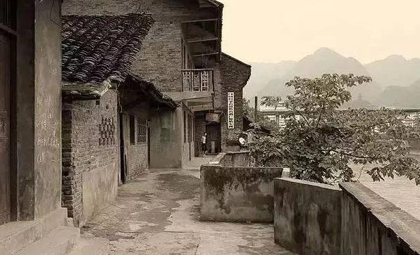 三大烧坊与茅台酒的关系,茅台镇三大烧坊酒现状