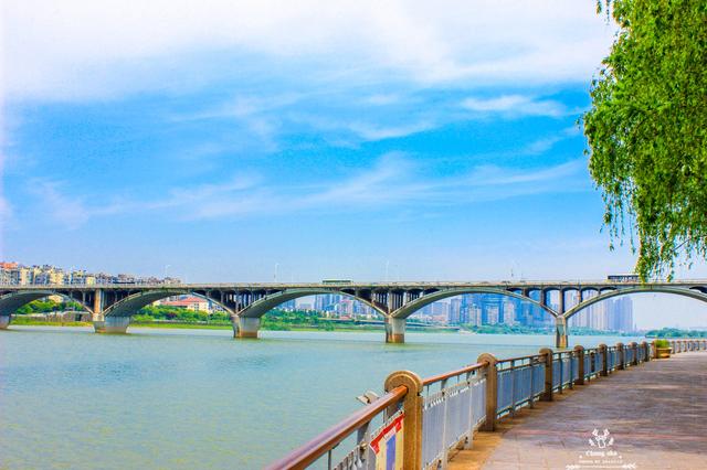 来长沙一定要到橘子洲景区去看看,长沙橘子洲有多少平方公里