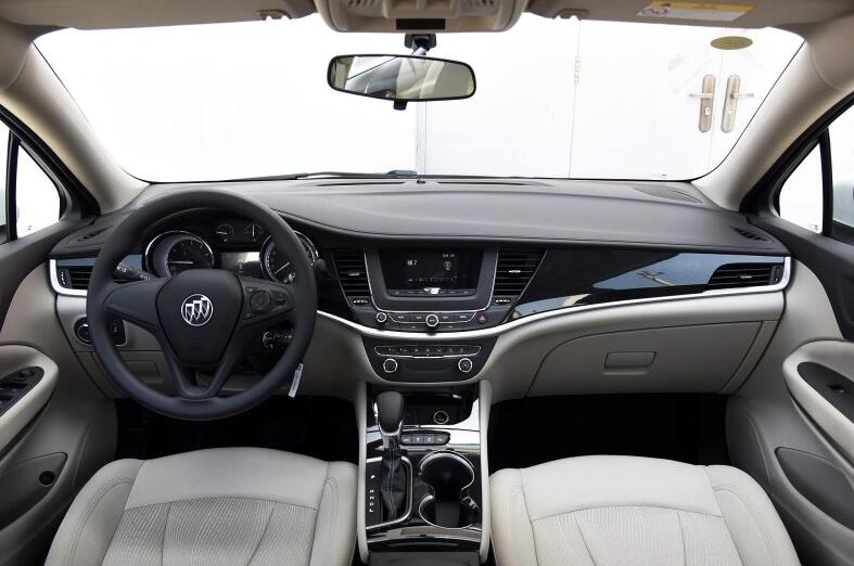 号称家轿之王的别克威朗怎么样,别克威朗大气时尚家用轿车好选择