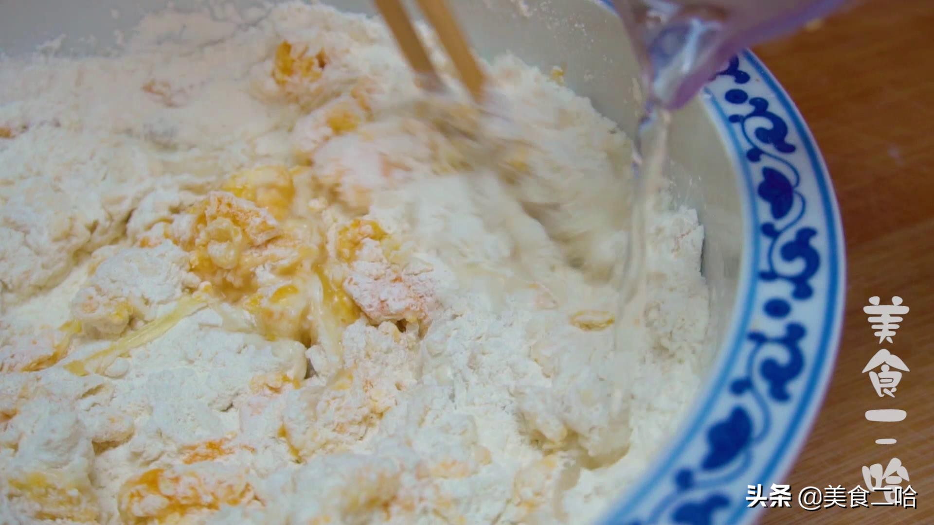 最新吐司面包做法用烤箱,整个吐司面包的烘焙方法