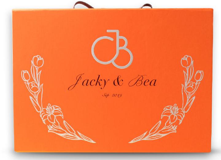 郭碧婷向佐一周年礼物,伴手礼向佐面霜