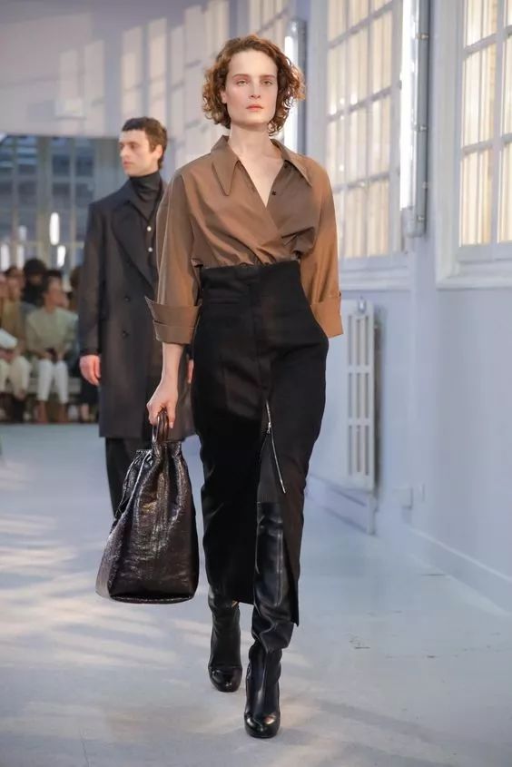 今年最流行的时尚大包 (现在流行小包还是大包好看)