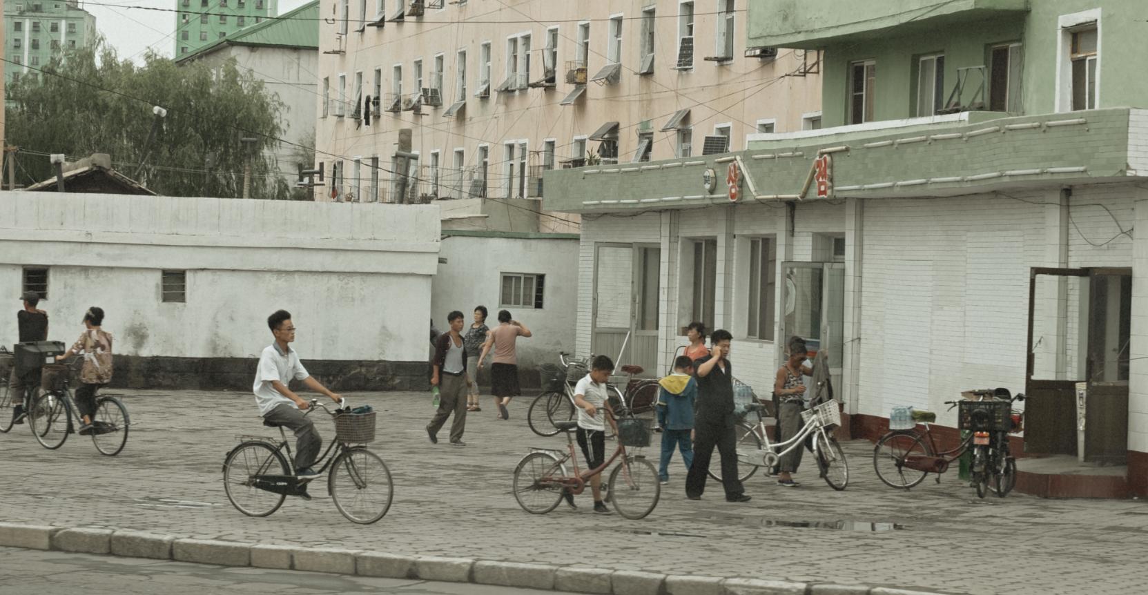 去朝鲜必须去的商店,朝鲜最便宜的商店