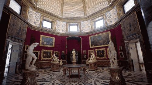 真美女,捐出千亿家产,成就世界顶级博物馆,稀世珍宝对全球开放