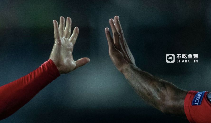 种族歧视泛滥！斯特林都快被逼成社会活动家了