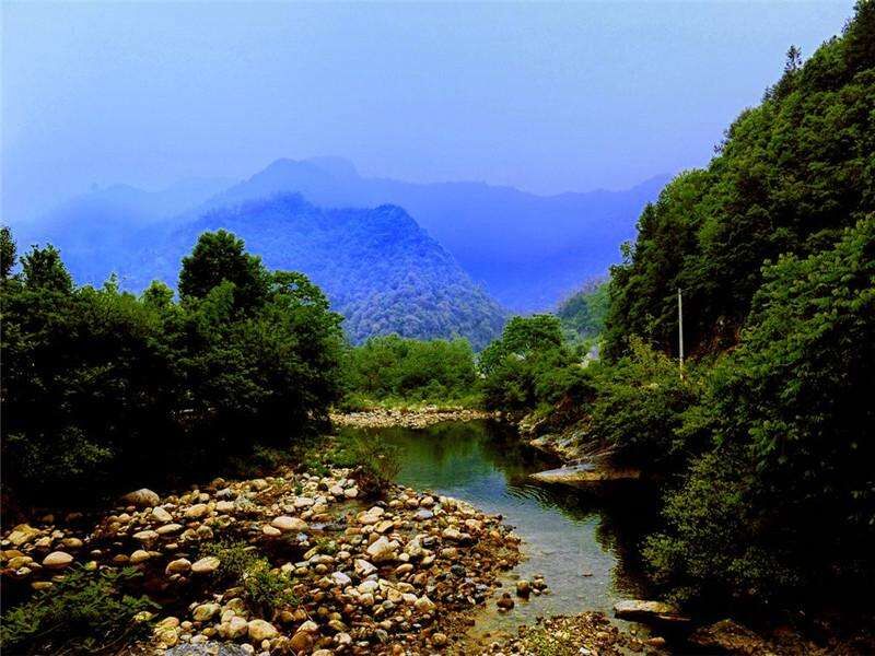 适合爬山爱好者去的冷门山,这里有一座山