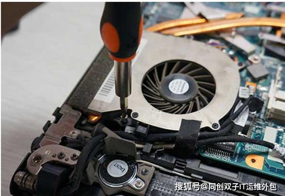 电脑闪屏是主板问题还是屏幕问题,电脑开机一直闪屏无法操作怎么办