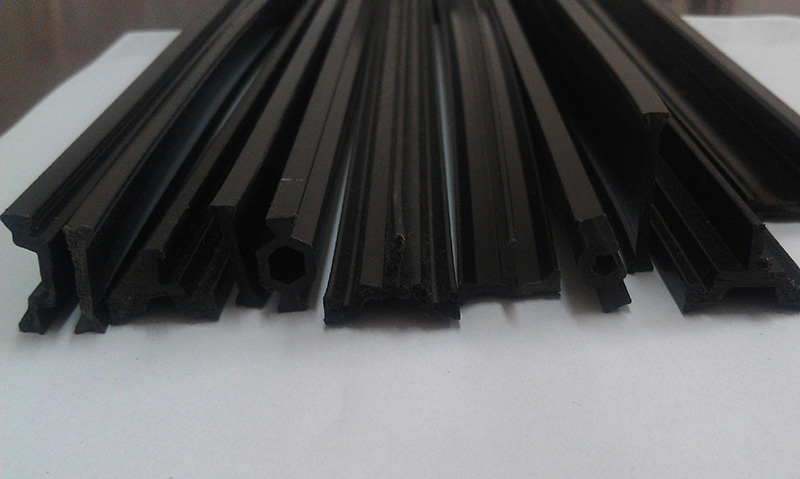 断桥铝门窗隔热条哪种形状的好,断桥铝门窗隔热条尼龙与塑料区别