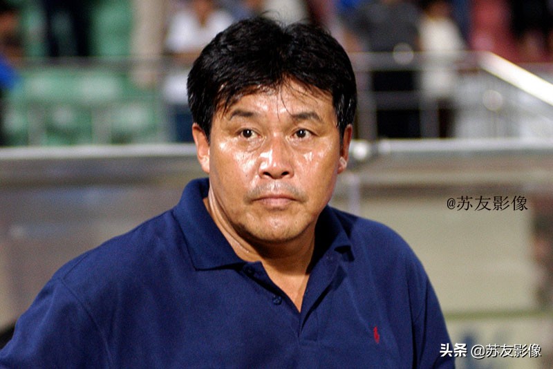 中国足球原教练迟尚斌,江苏舜天主帅离队