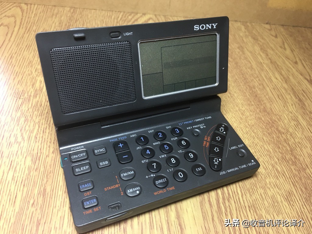 日本索尼收音机哪一款式比较经典,索尼70年代的收音机叫什么名字