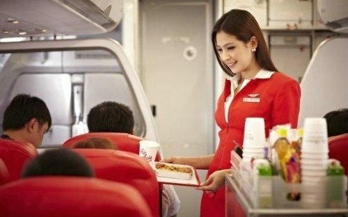 很多人想当空姐的原因,为啥那么多人想当乘务员