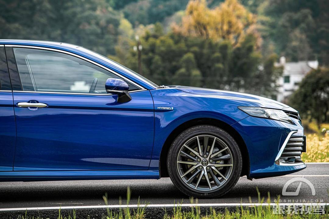 凯美瑞2022款2.0g豪华版试驾视频,凯美瑞2021款2.0g豪华版试驾视频