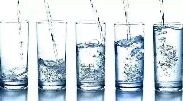 这些坑人的养生建议别再误听误信,这些伪养生知识可别再相信了