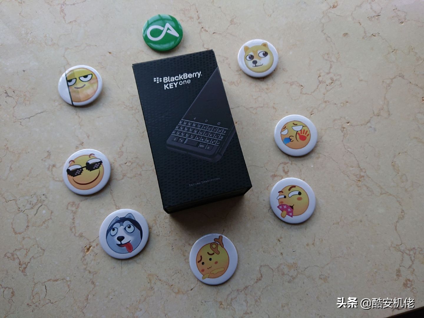 全键盘黑莓keyone,全键盘黑莓奢华