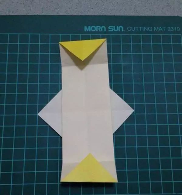 迎接新年的剪纸灯笼,做灯笼来点过年的气氛吧