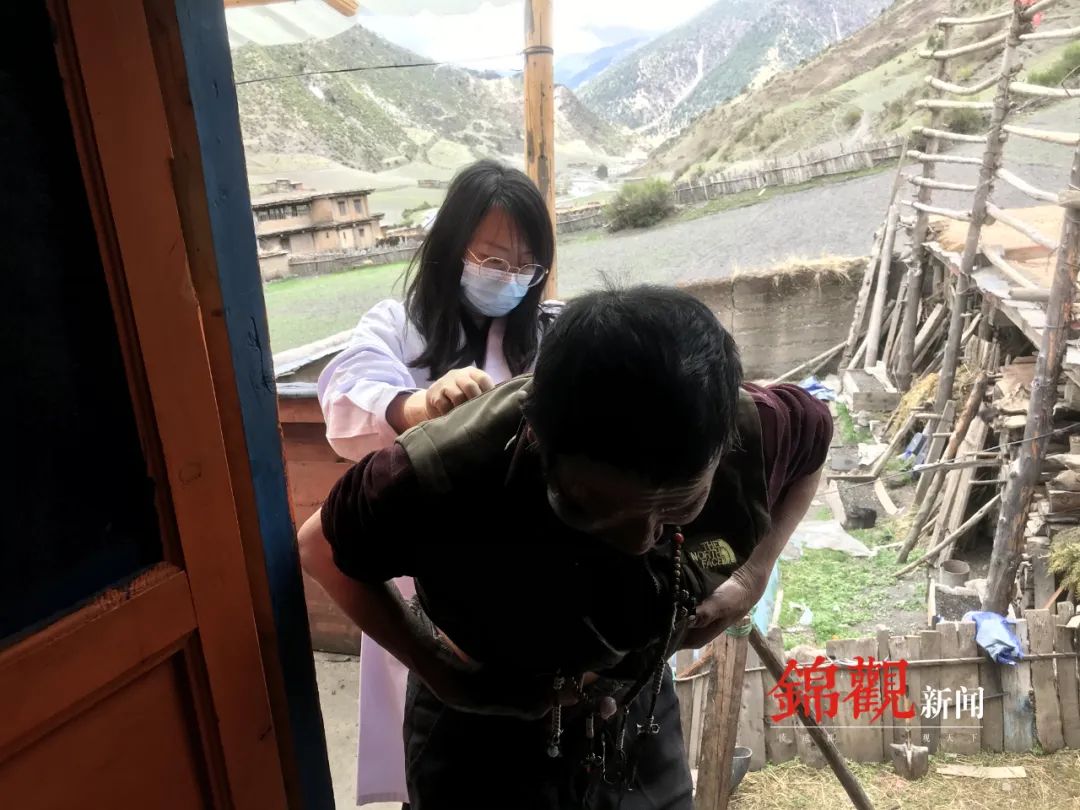 雪山下建筑物,雪山下建一座自己的木屋