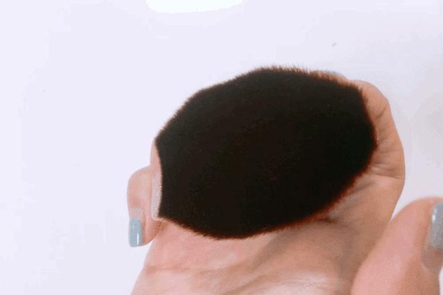 底妆怎么上显得高级,美妆蛋和粉底刷上底妆区别