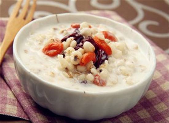 宝宝咳嗽怎么判断是好转了,一岁半宝宝咳嗽声音沙哑迟迟不好