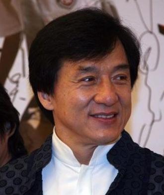 成龙66岁的传奇生涯,成龙65岁寿辰