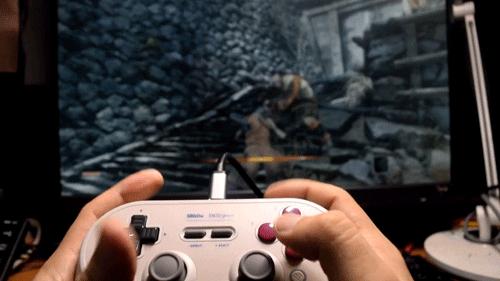 八位堂sn30手柄评测,八位堂sn30pro无线蓝牙游戏手柄