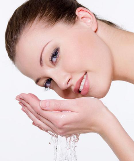 黑头拯救方法无成本,有黑头了该怎么有效去黑头