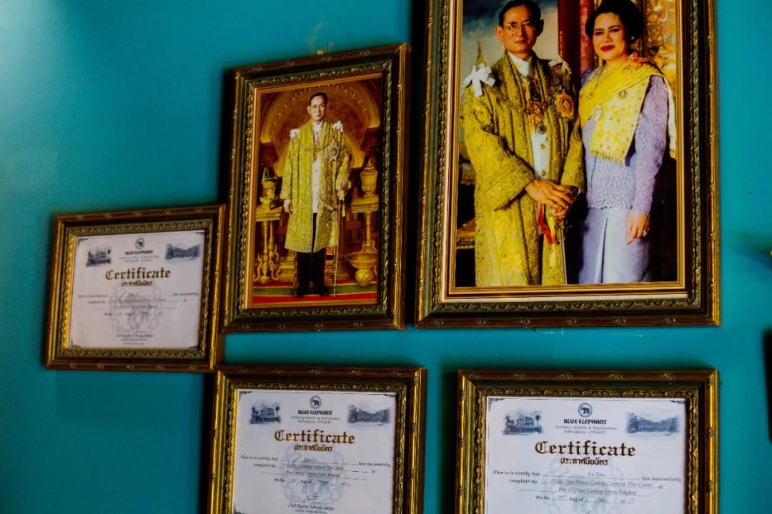 一桌只接待4人的餐厅,每天只接待三桌的火锅