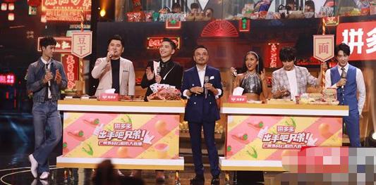 求婚迪丽热巴男子,神秘男子现场向迪丽热巴求婚