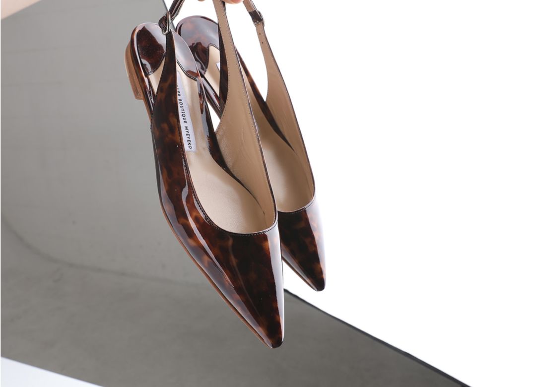 闊╁墽濂宠绌挎惌鍝佺墝,闊╁墽濂充富绌挎惌鍝佺墝