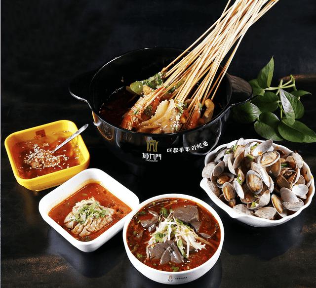 黑珍珠一钻雪蟹宴、谢霆锋爱吃的网红甜品……11月新店榜来了！