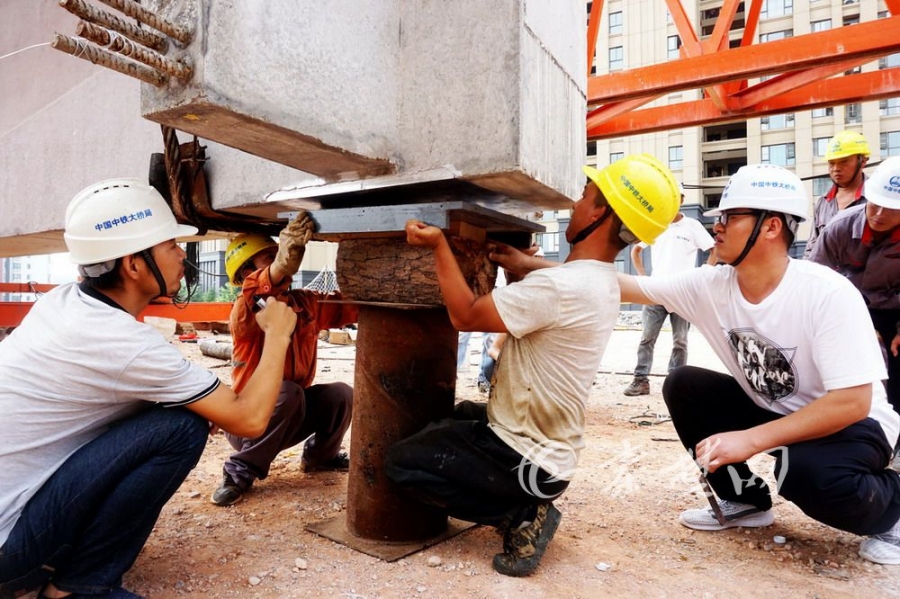 十堰郧县大桥,郧阳区大桥视频