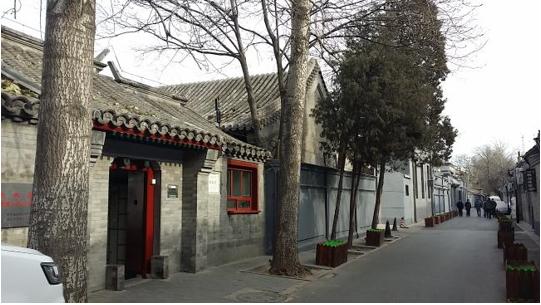 在这里原声完整版,在这里沈雁歌词