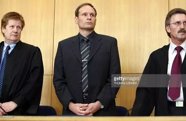 即使一个人自愿被吃，罪犯是无法逃脱法律的重刑